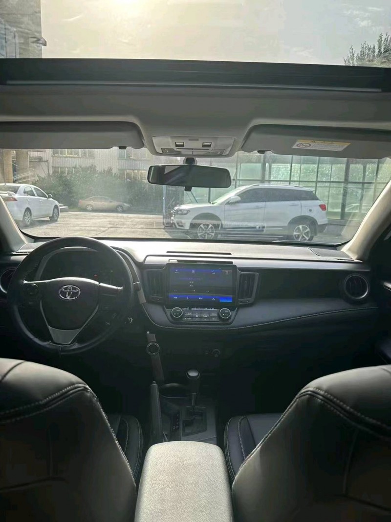 沈阳19年丰田RAV4荣放4