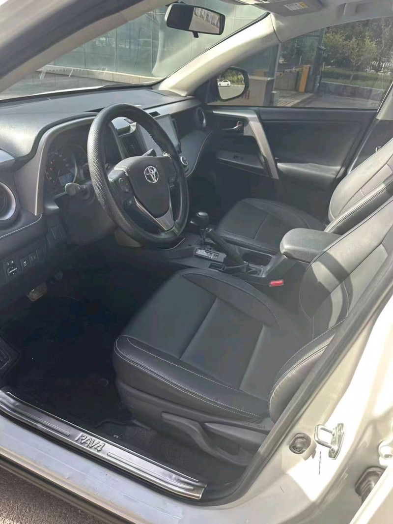 沈阳19年丰田RAV4荣放6