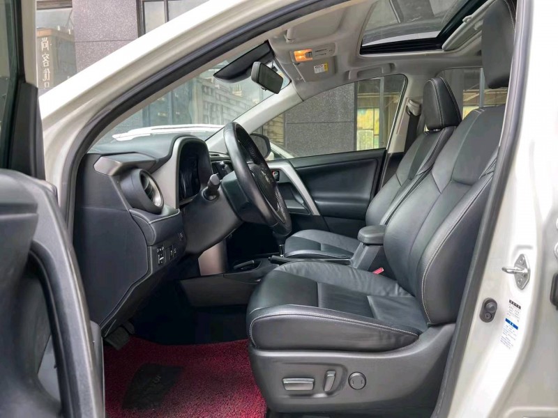 石家庄19年丰田RAV48
