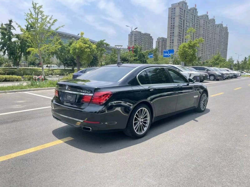 徐州13年宝马7系4