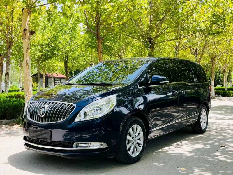 聊城15年别克GL82