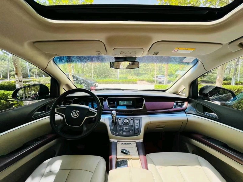 聊城15年别克GL84