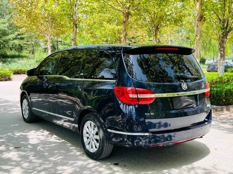 聊城15年别克GL88