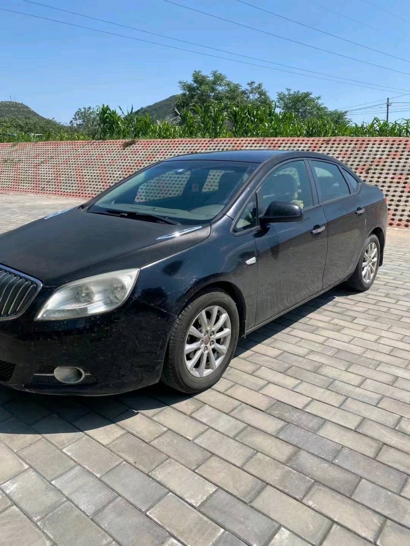 保定13年别克英朗GT3