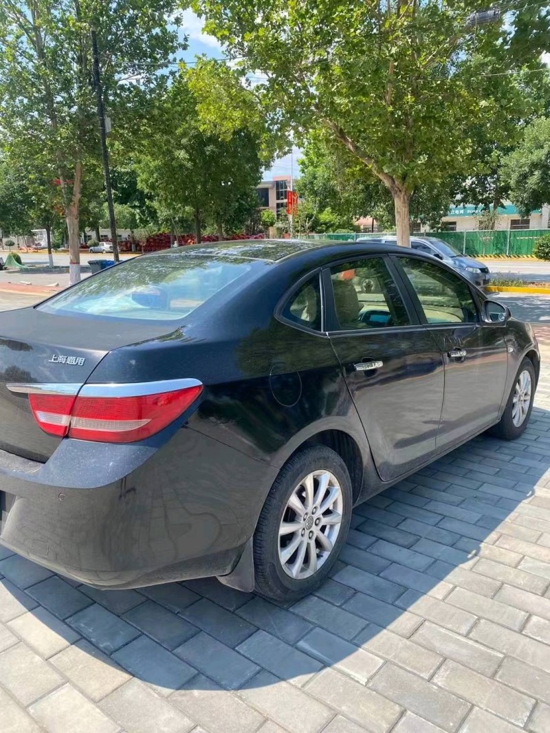 保定13年别克英朗GT8