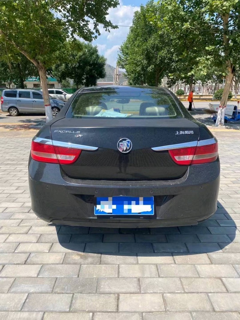 保定13年别克英朗GT9