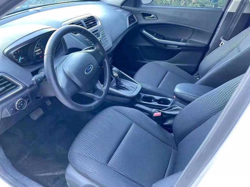 潍坊20年福特福睿斯5