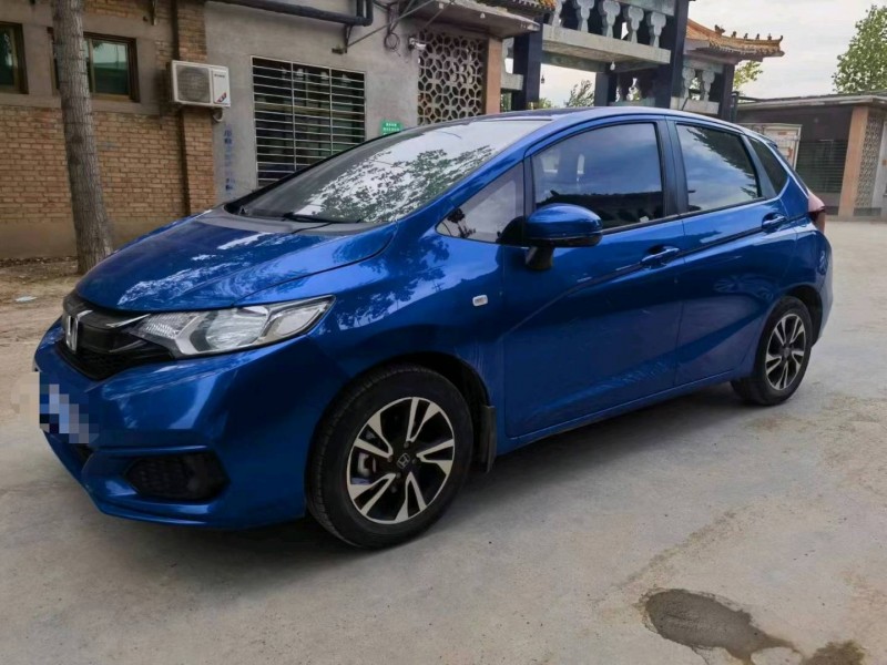 保定19年本田飞度2