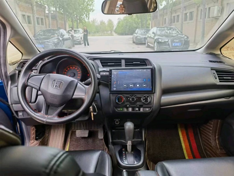 保定19年本田飞度6