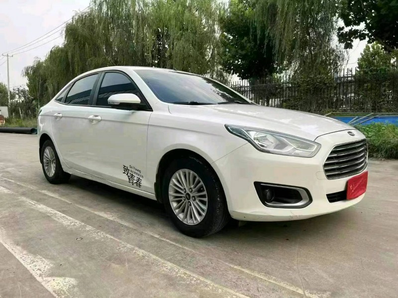 徐州15年福特福睿斯2