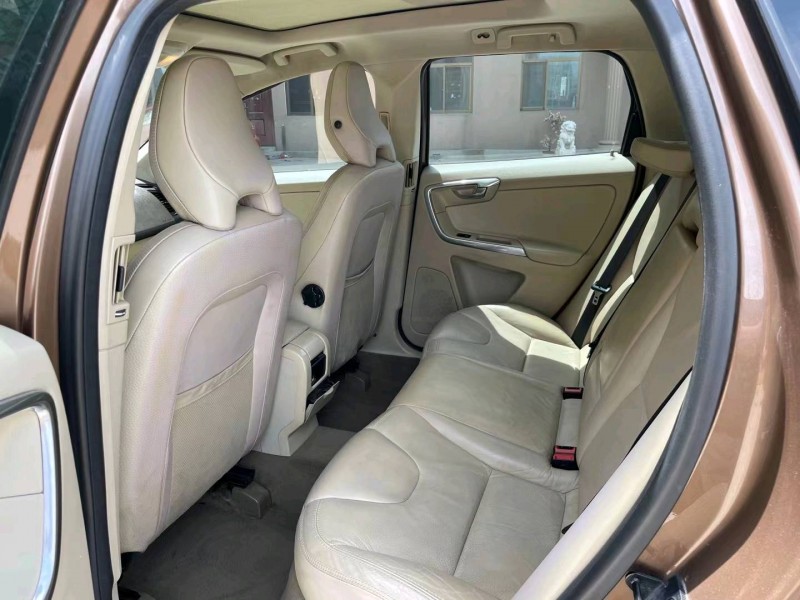 保定12年沃尔沃XC606