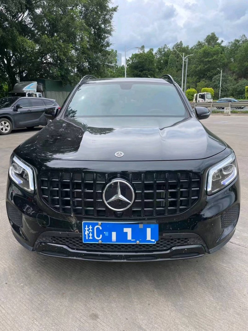 中山22年奔驰GLB1