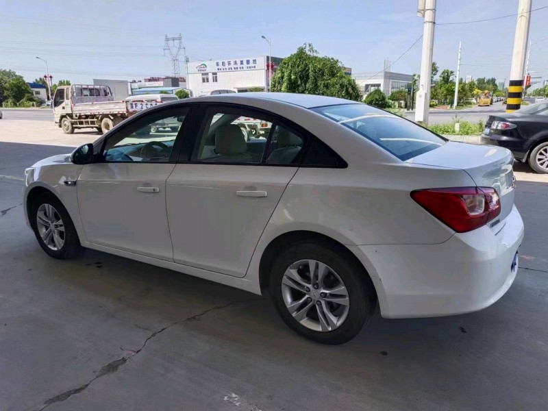 保定15年雪佛兰科鲁兹5