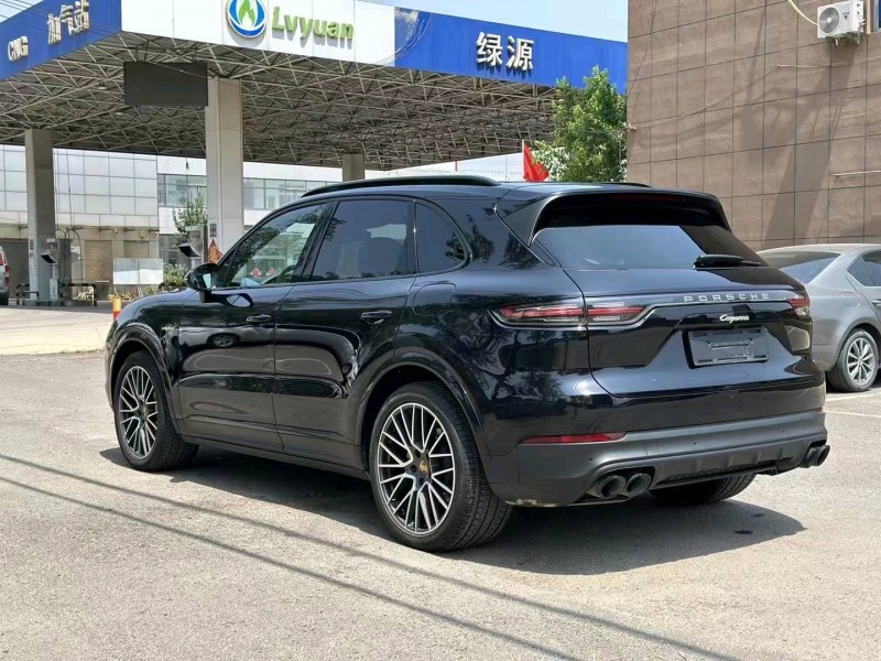 沧州22年保时捷卡宴8