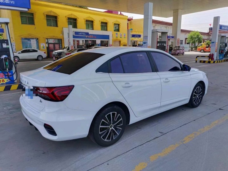 保定21年荣威i54