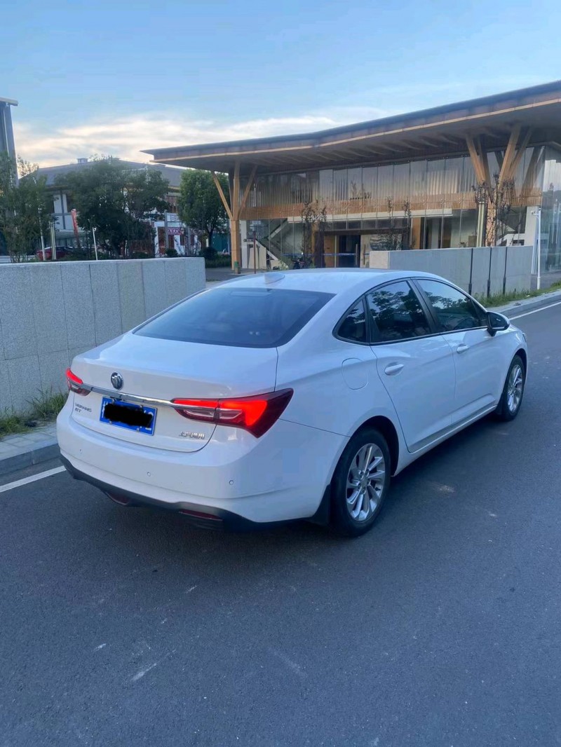 淮南20年别克威朗7