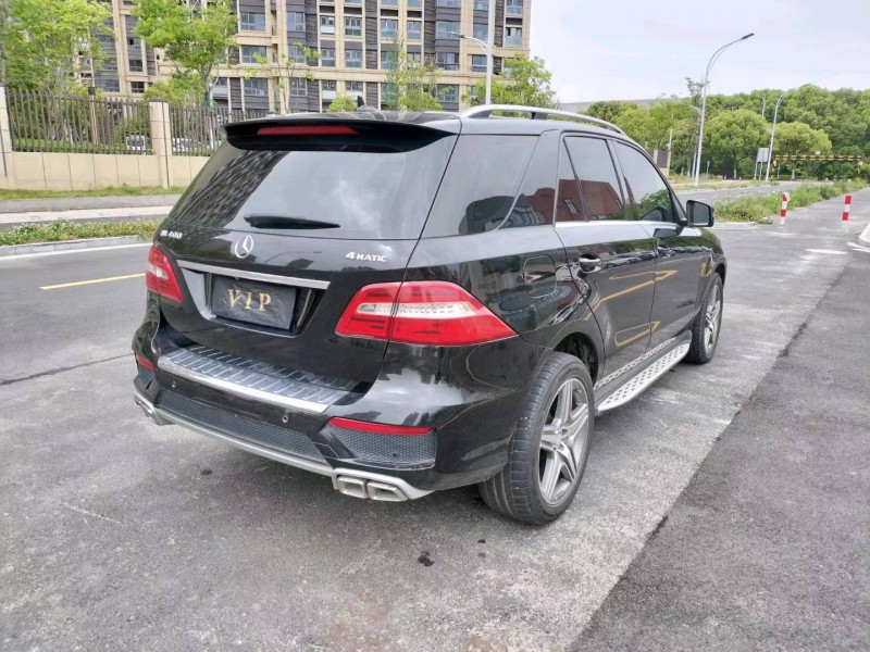苏州14年奔驰ML9