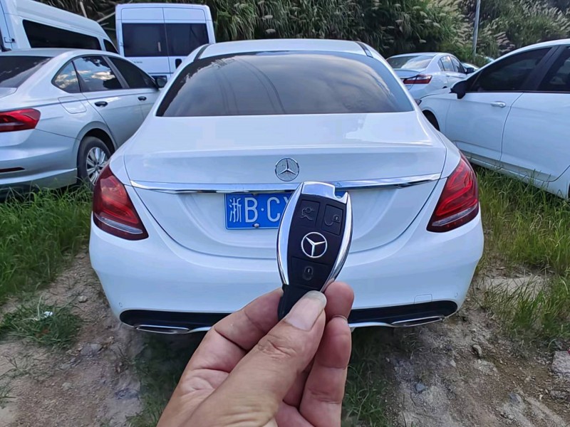嘉兴17年奔驰C4