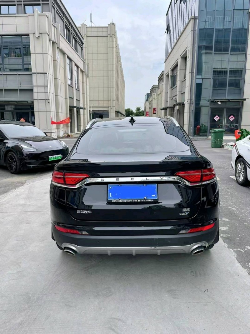 淮南21年吉利星越5