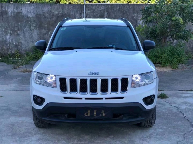 珠海13年Jeep指南者1