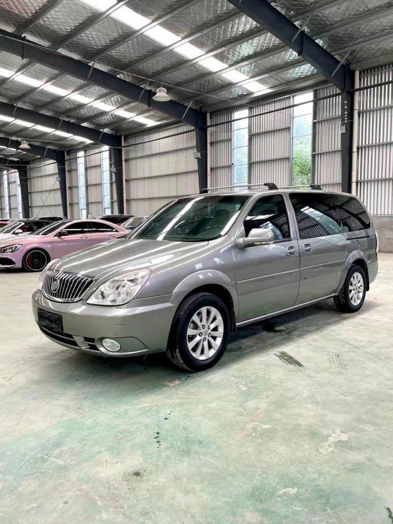 临沂12年别克GL83