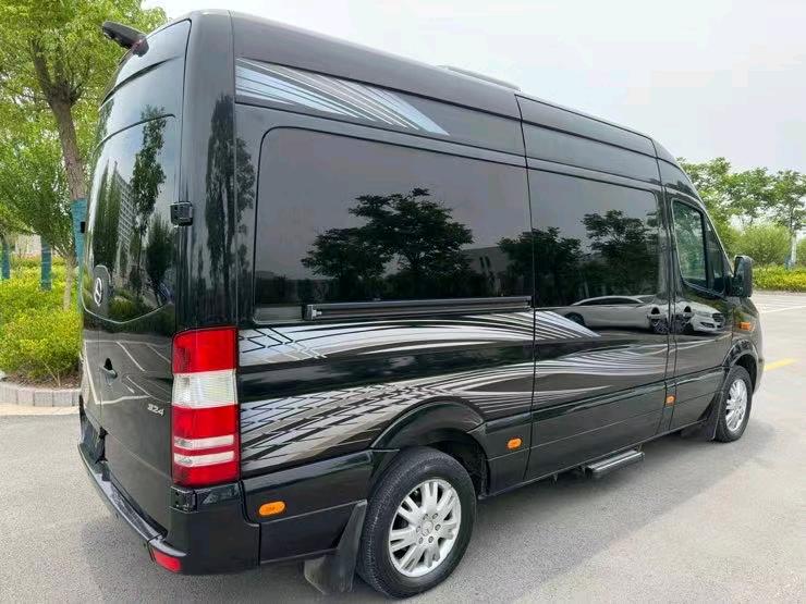 盐城15年奔驰斯宾特9