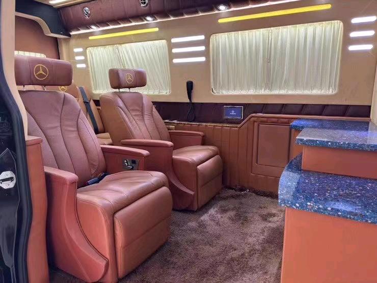 盐城16年奔驰斯宾特6