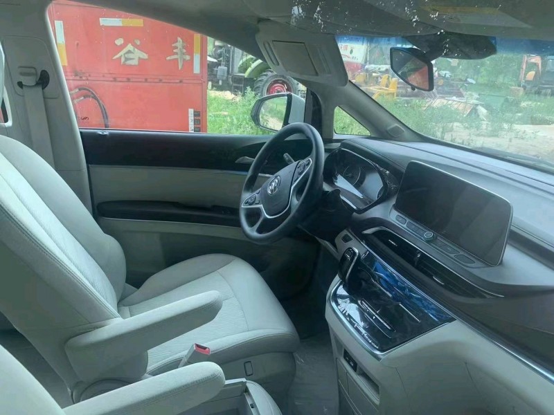 东营23年别克GL85