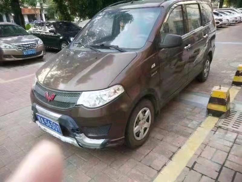 珠海17年五菱汽車宏光1