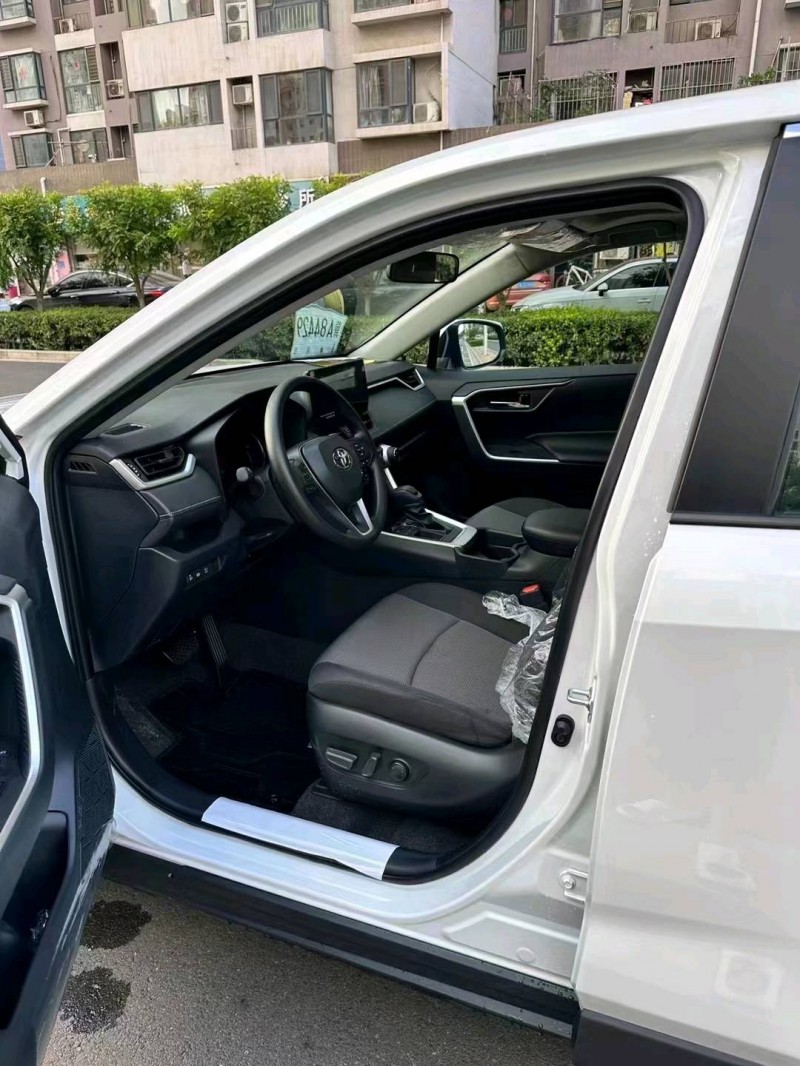 邯郸23年丰田RAV4荣放5