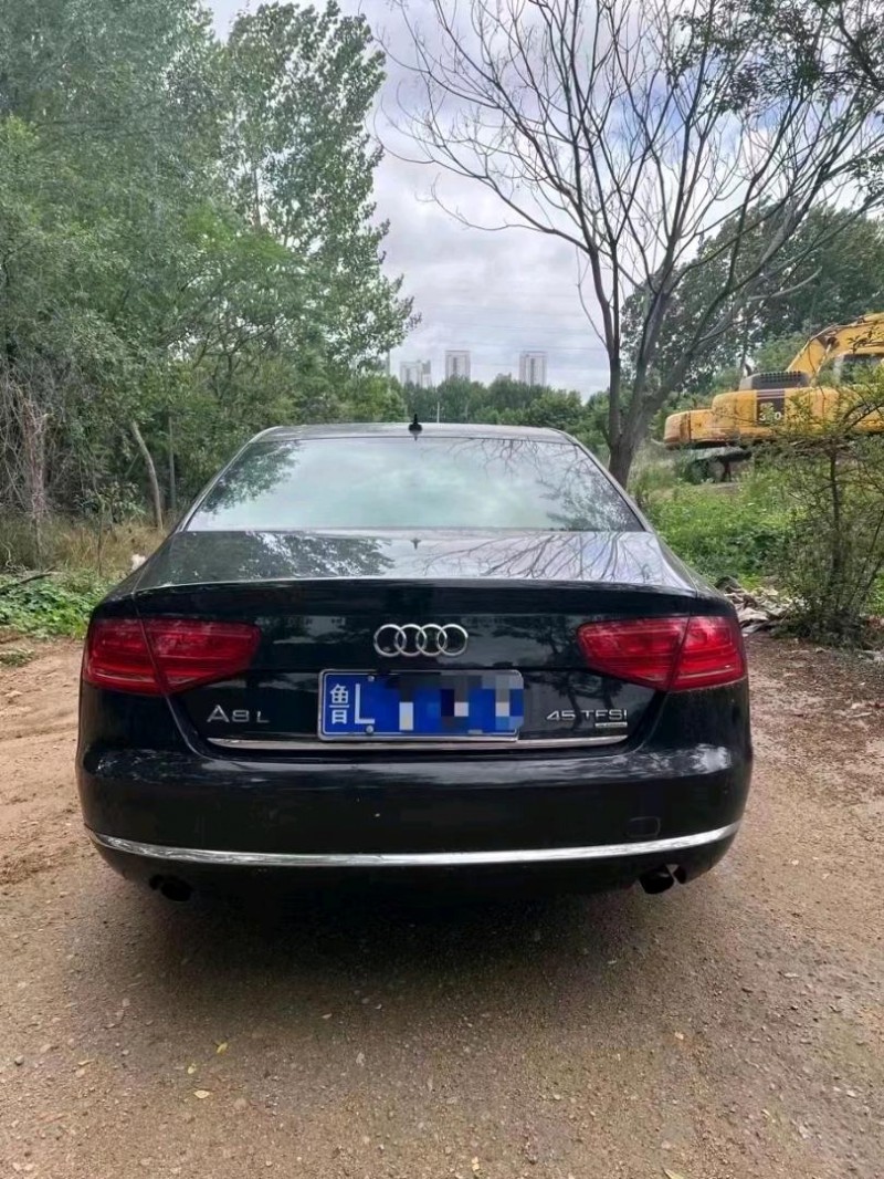 临沂13年奥迪A8L4