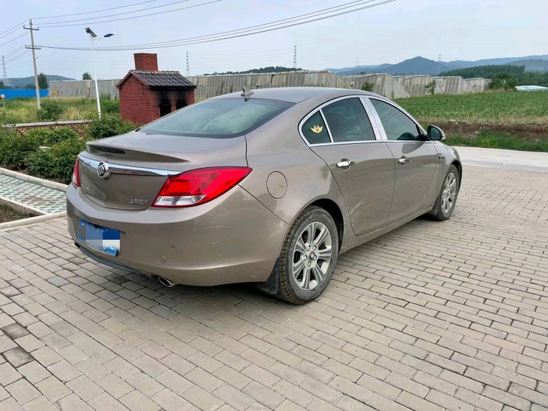 淄博11年别克君威7