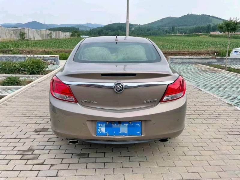 淄博11年别克君威9