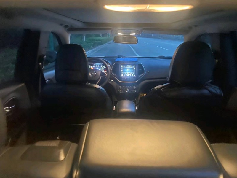 临沂17年Jeep自由光4