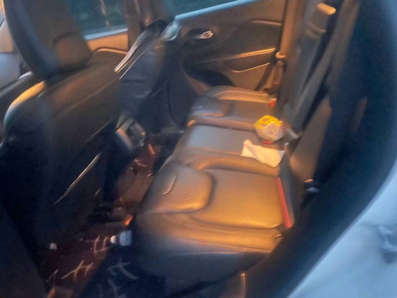 临沂17年Jeep自由光5