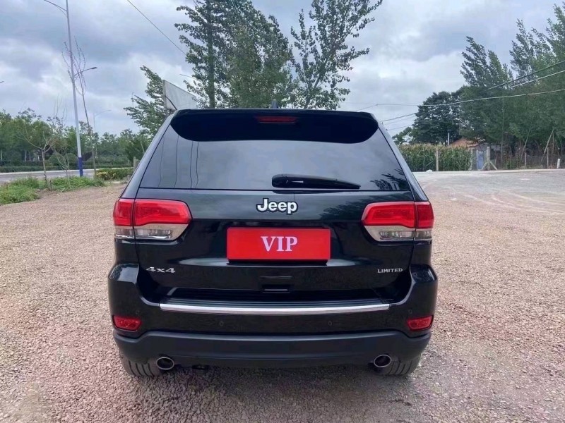 东营17年Jeep大切诺基5