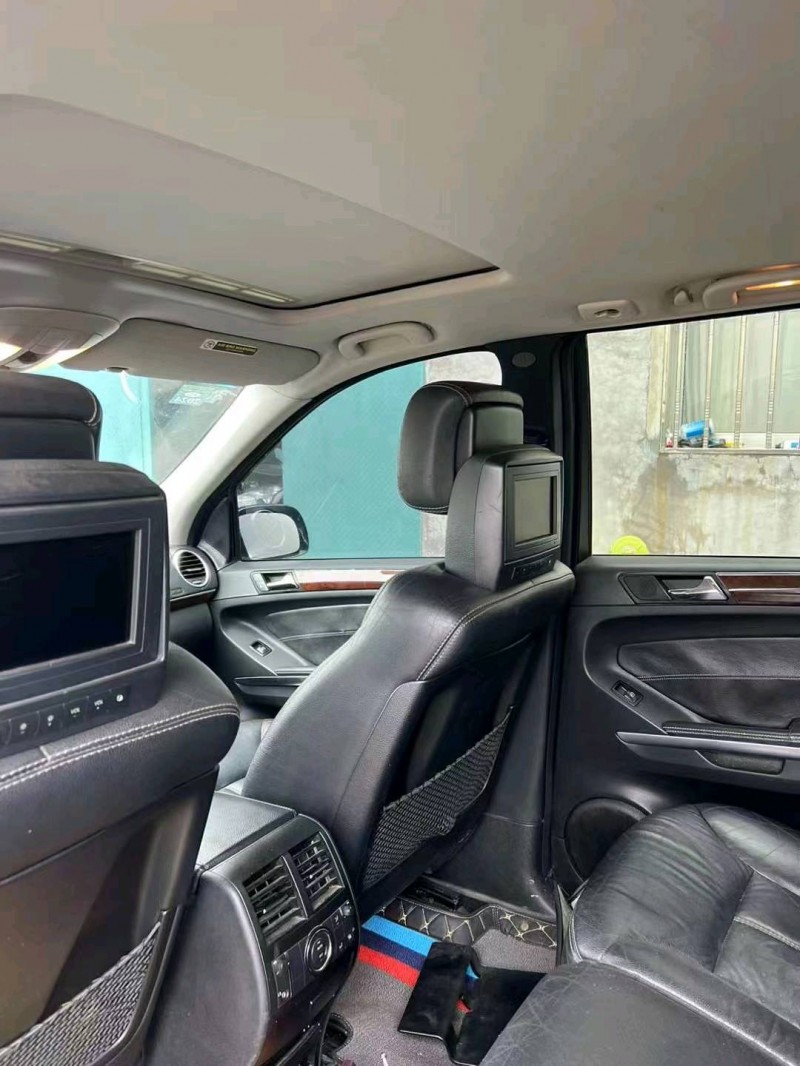 东营07年奔驰GL7