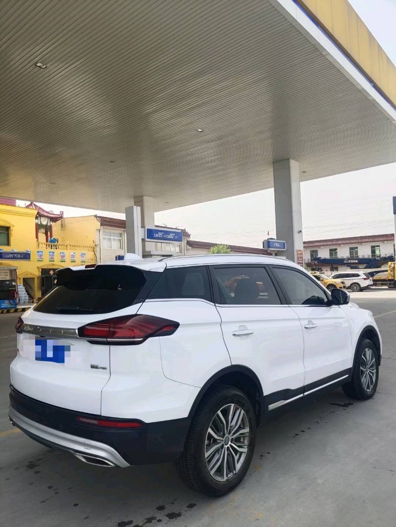 保定20年吉利博越4