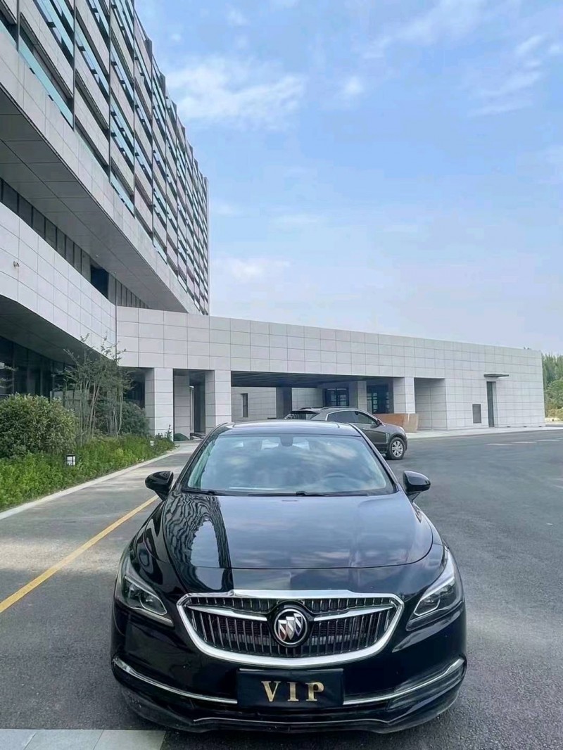 枣庄18年别克君越1