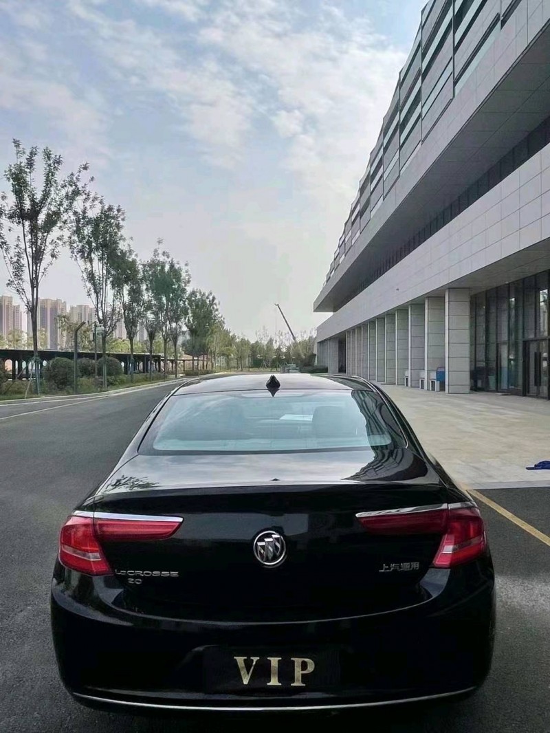 枣庄18年别克君越9