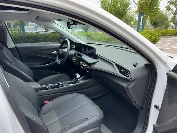 盐城22年别克威朗5