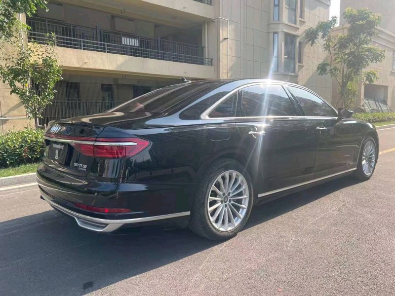 枣庄20年奥迪A8L7