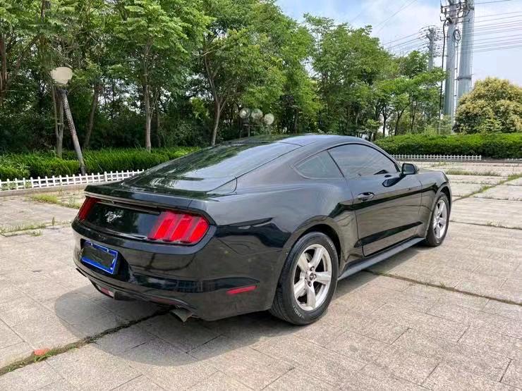 盐城16年福特野马8