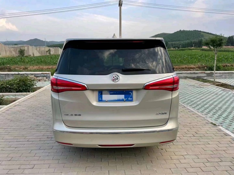 枣庄19年别克GL82