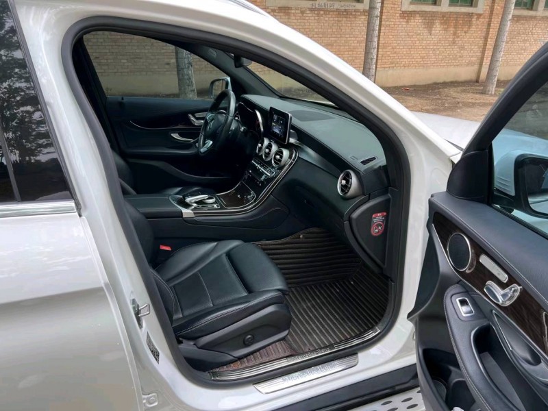 保定17年奔驰GLC6