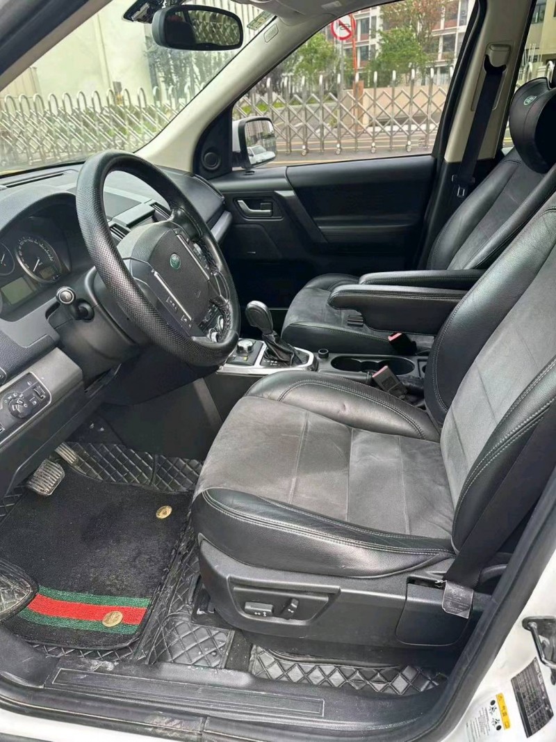 苏州11年路虎发现神行4