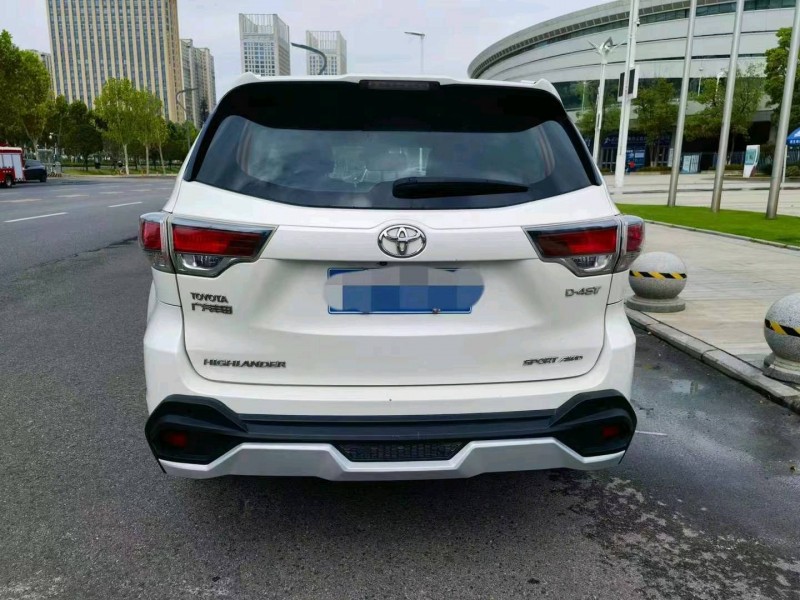 宜昌17年丰田汉兰达7