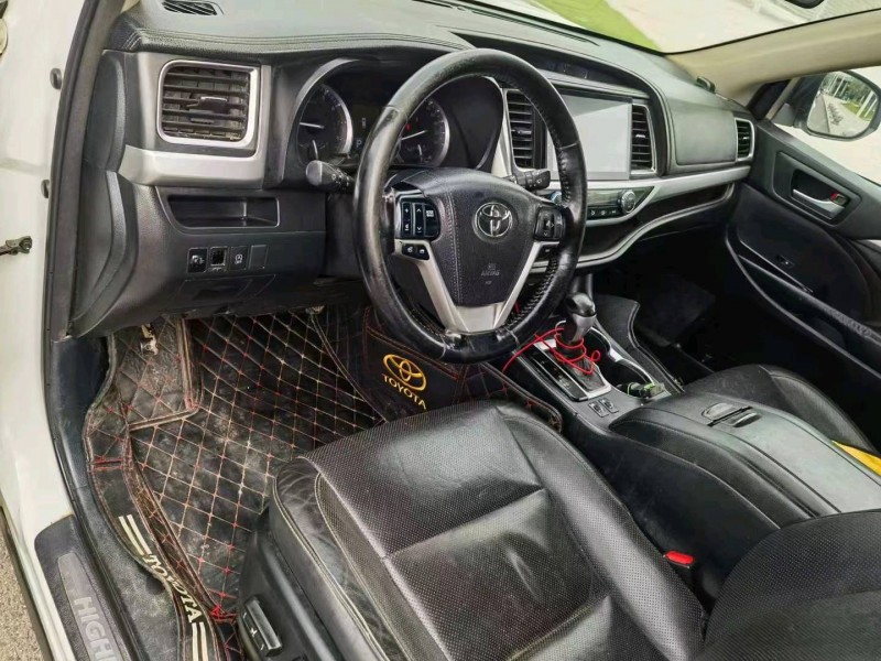 宜昌17年丰田汉兰达8