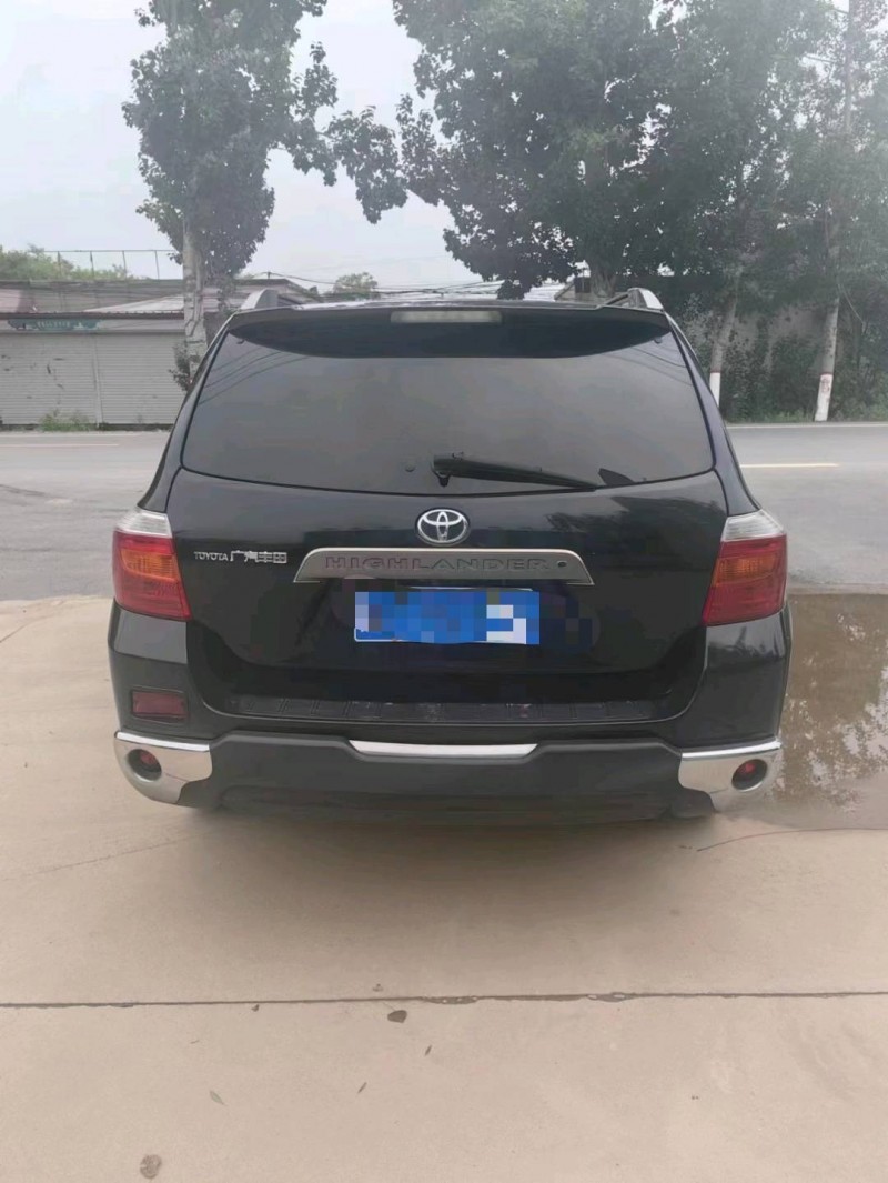 保定12年丰田汉兰达9