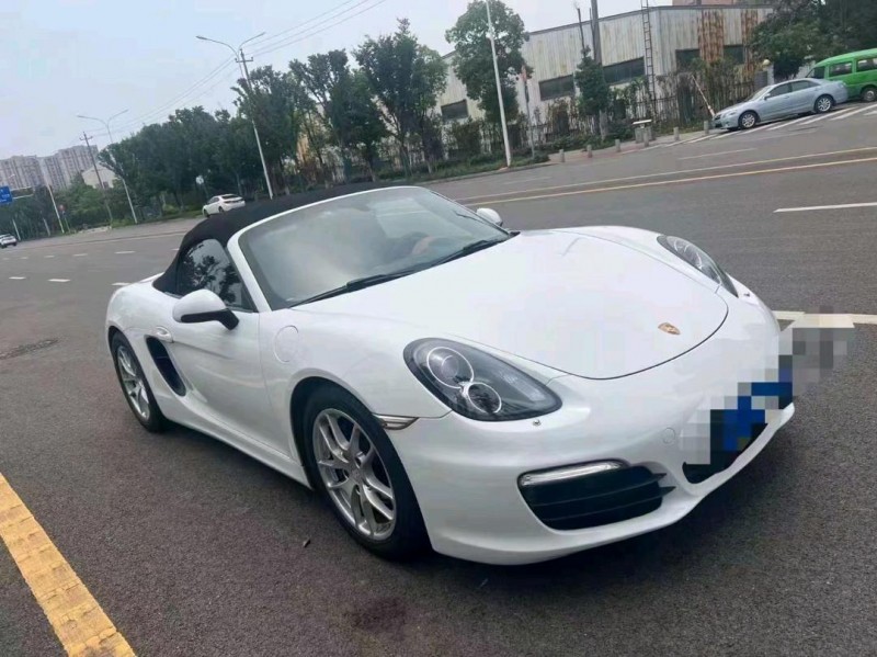 衡阳15年保时捷7189